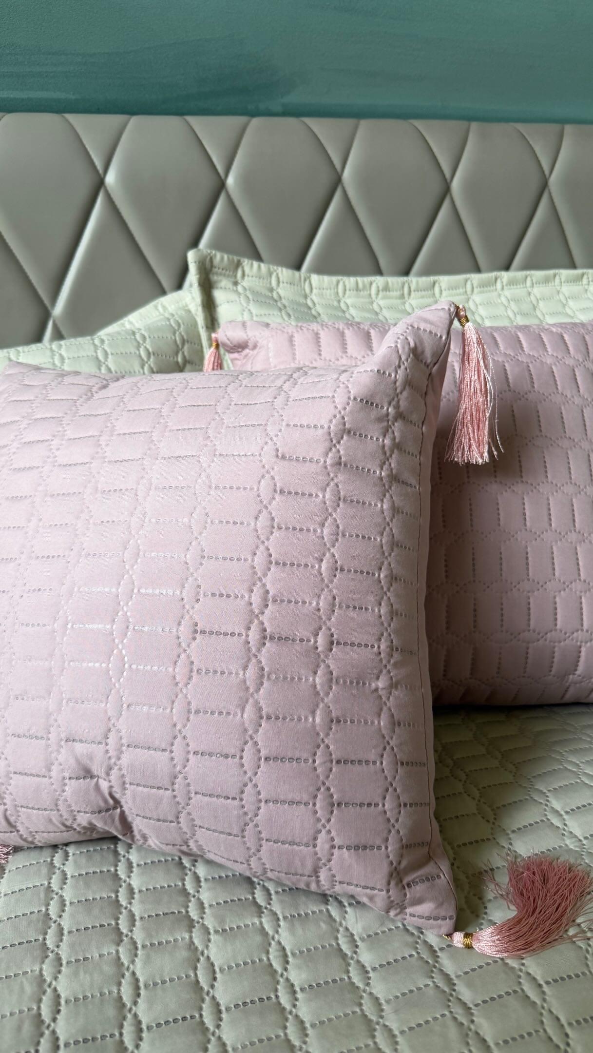 A little bedroom refresh goes a long way. ✨🤍

Dm to place order for thi stunning bedcover.💗
.
.
.
.
#purecotton #homekraft #fyp #explore #bedcover 

[ Bedsheets, Home decor, fyp, Pure cotton, Bedding, Bedcover, Homekraft]